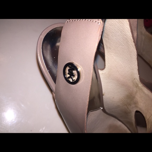 MK HEELS. EUC♥️ - Picture 5 of 5